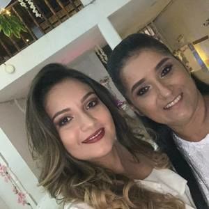 Meet your Posher, Angela maria